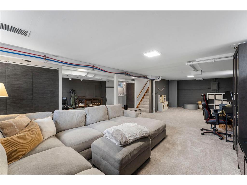 5455 Shoreview Avenue Minneapolis MN 55417 7025579 image28