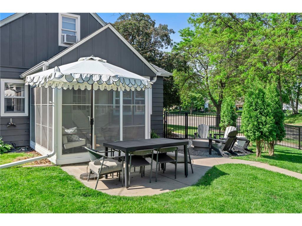 5455 Shoreview Avenue Minneapolis MN 55417 7025579 image40