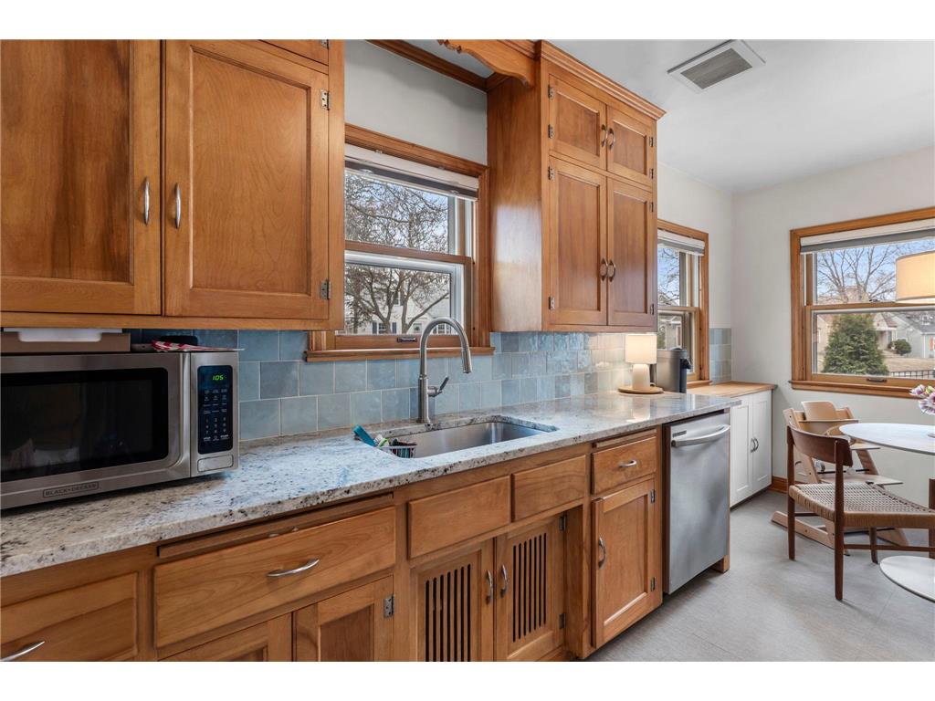5455 Shoreview Avenue Minneapolis MN 55417 7025579 image5