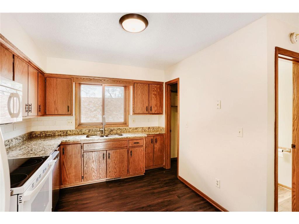 5457 4th Street NE Fridley MN 55421 7069660 image5
