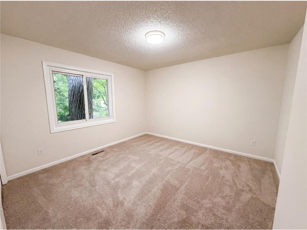 546 Hazel Street N Saint Paul MN 55119 7089735 image4