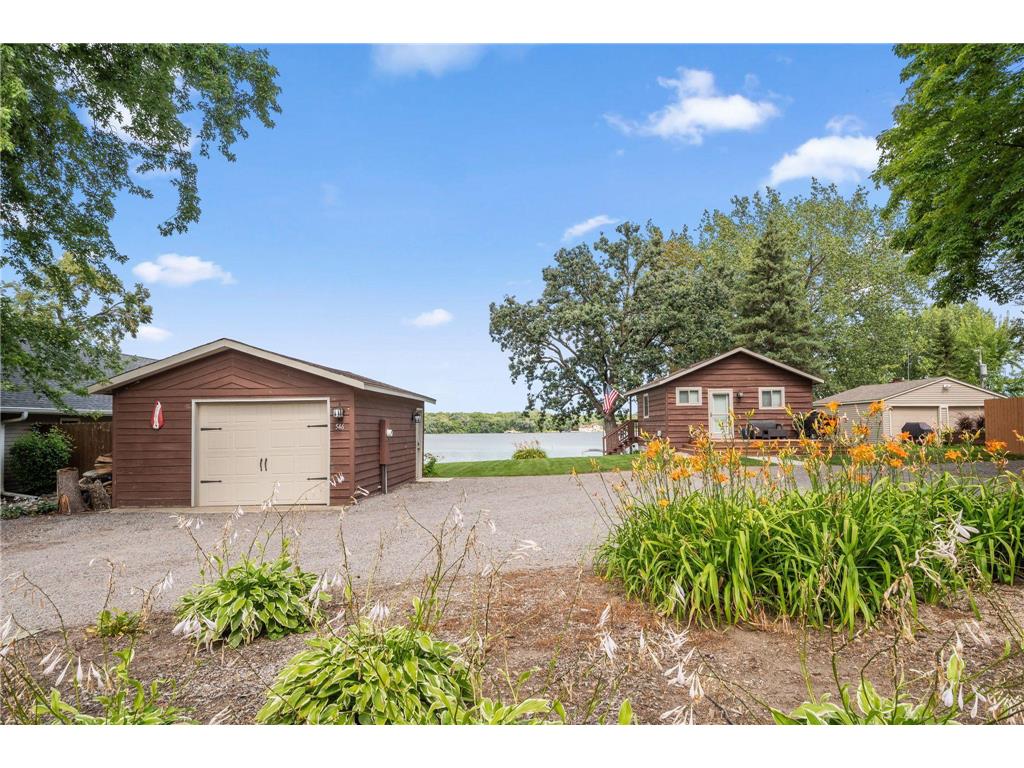 546 Lakeshore Circle Annandale MN 55302 - Pleasant Lake 6767421 image1