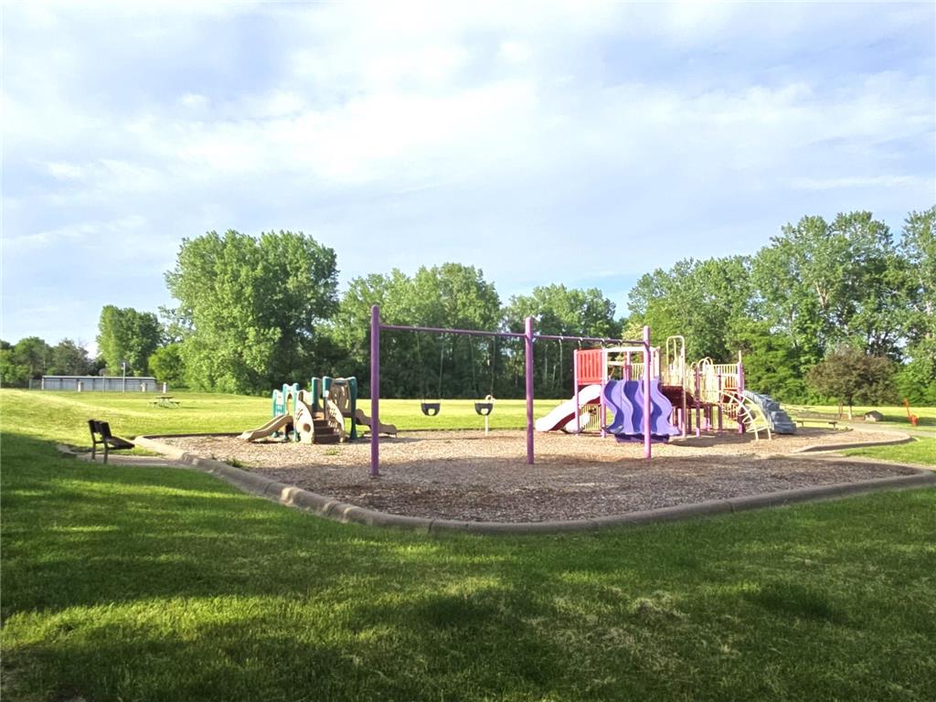 5461 Golfview Avenue N Oakdale MN 55128 7067864 image22