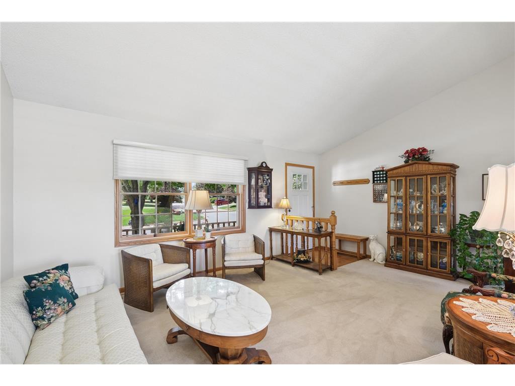 5461 Golfview Avenue N Oakdale MN 55128 7067864 image6