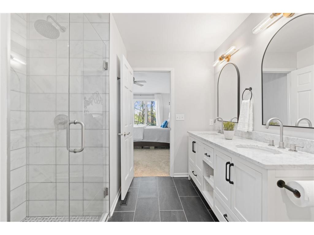 5465 Gideons Lane Shorewood MN 55331 7053970 image13