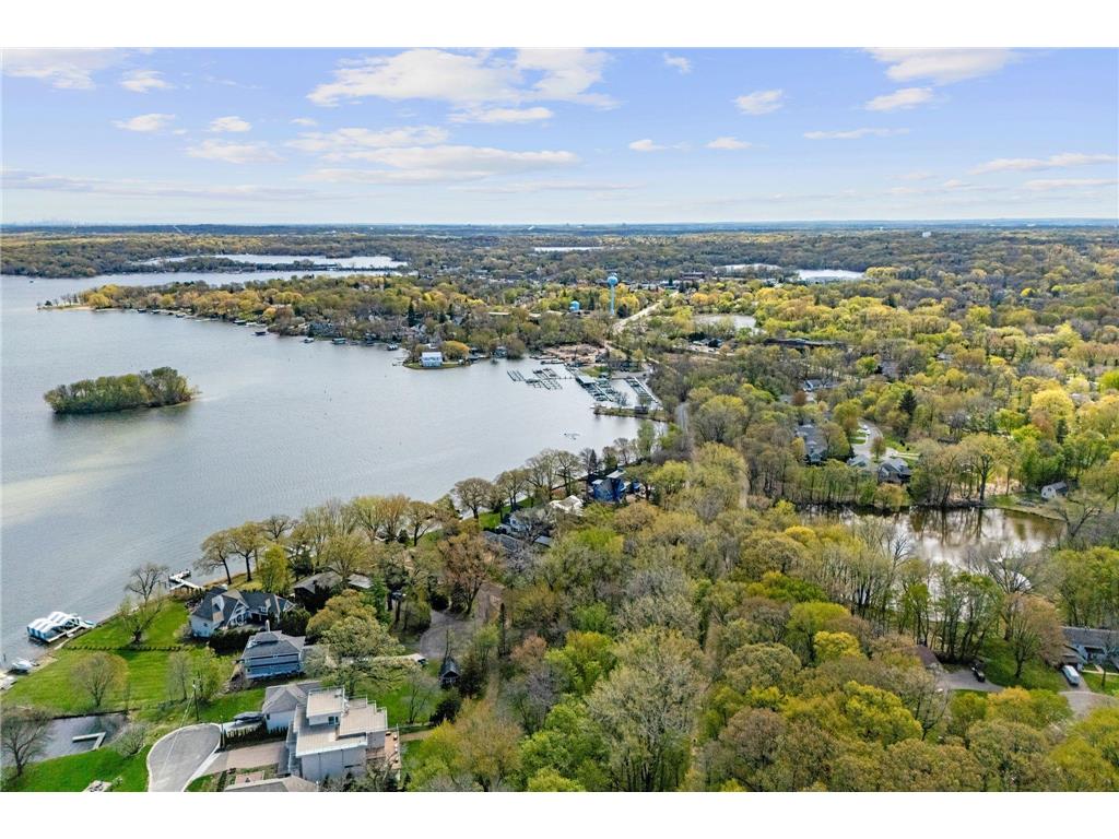5465 Gideons Lane Shorewood MN 55331 7053970 image31