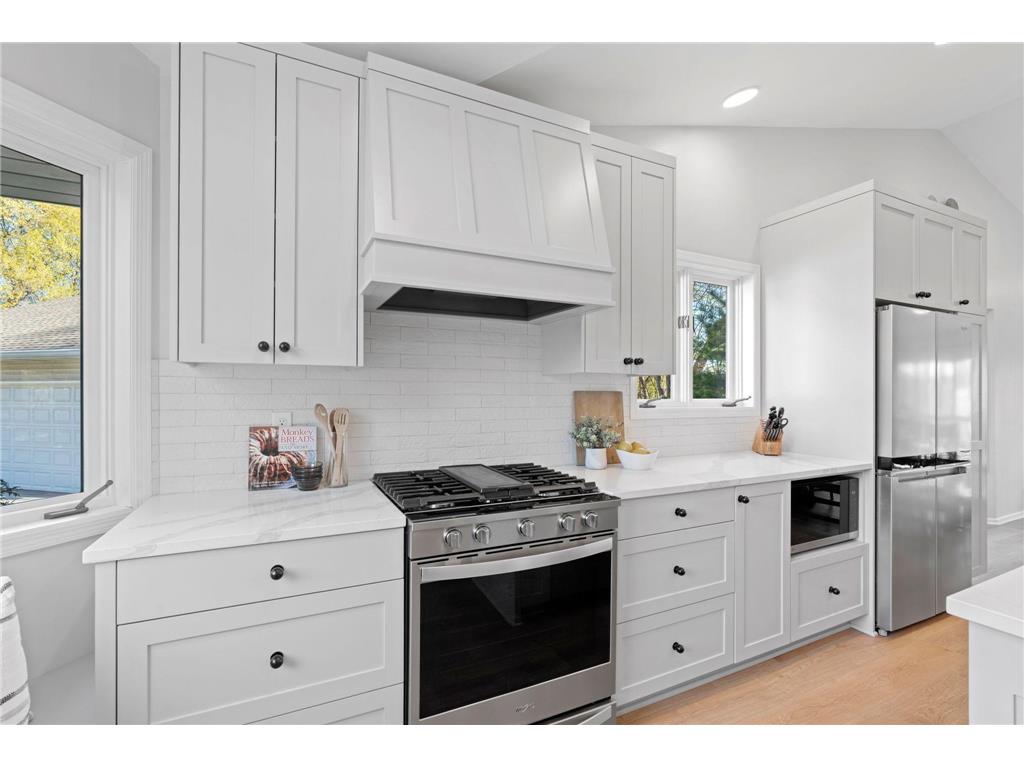 5465 Gideons Lane Shorewood MN 55331 7053970 image6