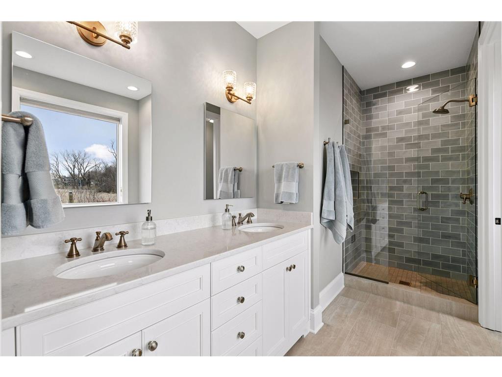 5465 Lost Lake Lane Mound MN 55364 - Lake Minnetonka 7024356 image37
