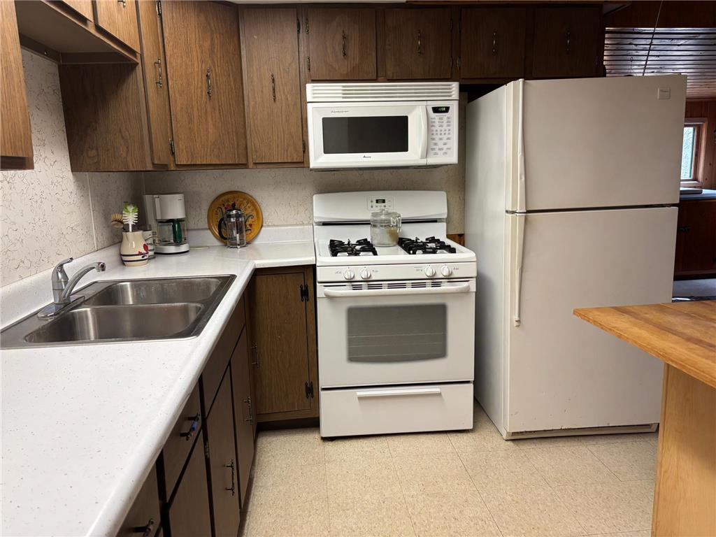 54654 Highway 72 NE Waskish Twp MN 56685 - Red 7059951 image13