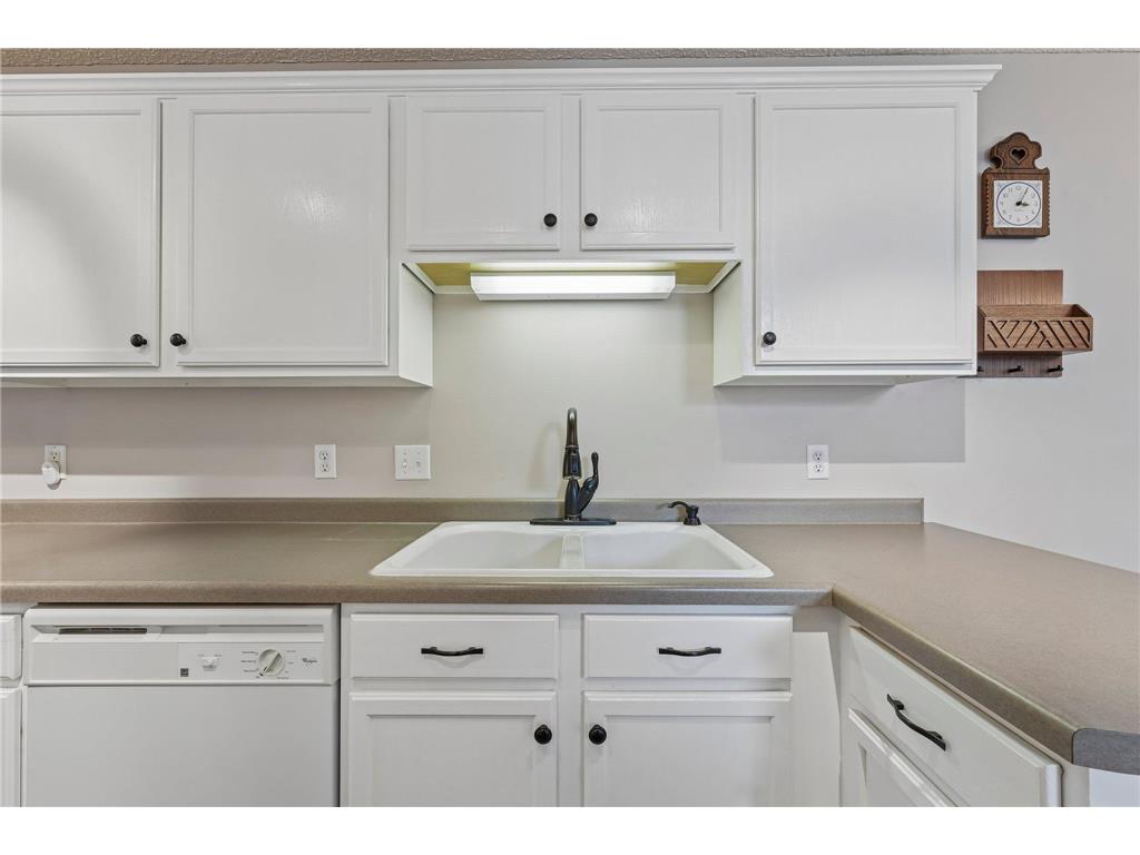 5467 Bryce Avenue Inver Grove Heights MN 55076 7104311 image11
