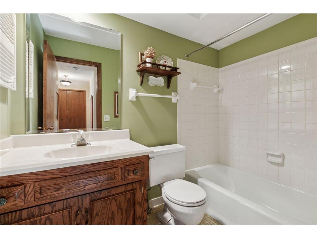 5469 Hyland Courts Drive Bloomington MN 55437 6801315 image22