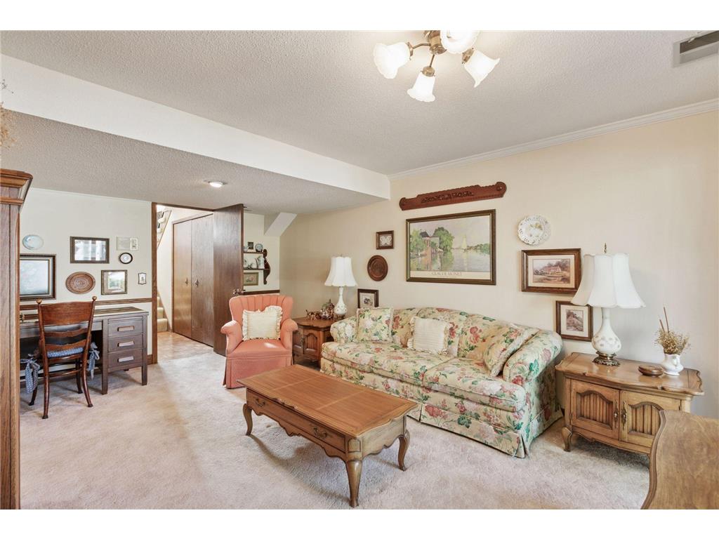 5469 Hyland Courts Drive Bloomington MN 55437 6801315 image24