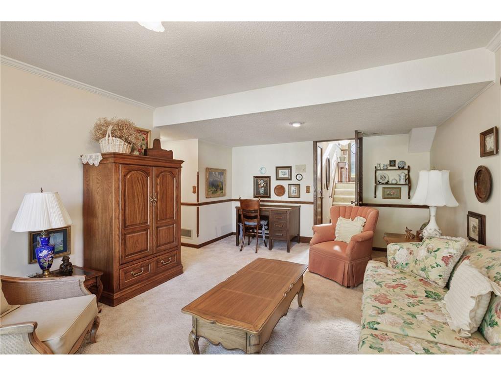 5469 Hyland Courts Drive Bloomington MN 55437 6801315 image25