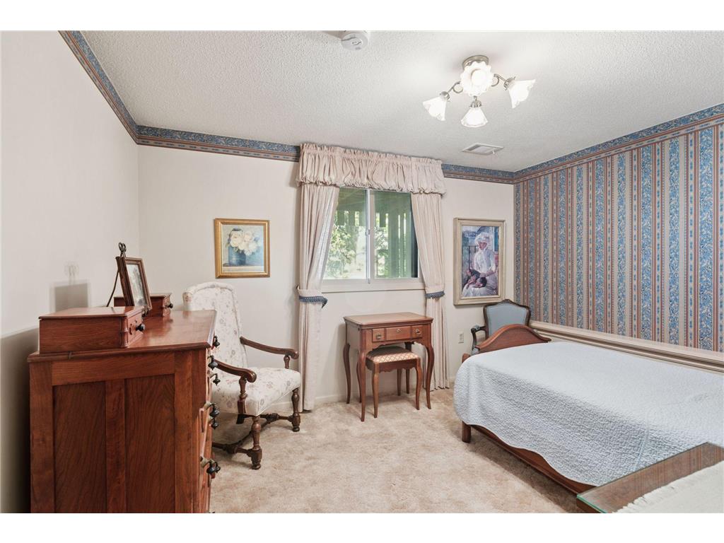 5469 Hyland Courts Drive Bloomington MN 55437 6801315 image27