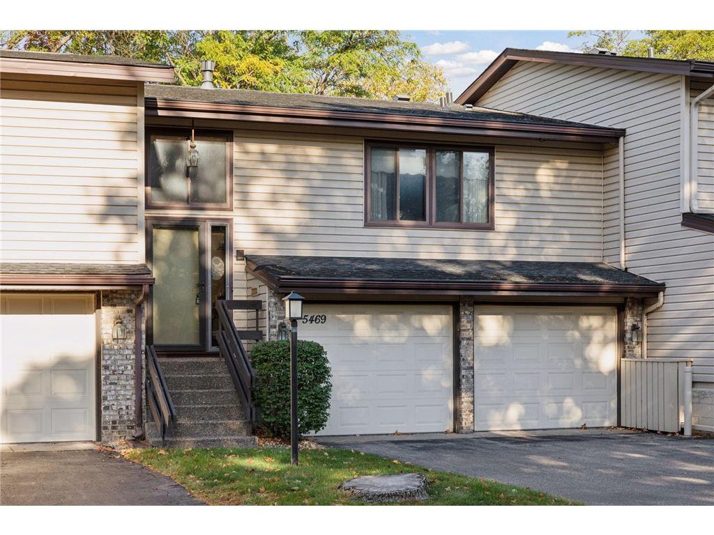 5469 Hyland Courts Drive Bloomington MN 55437 6801315 image3