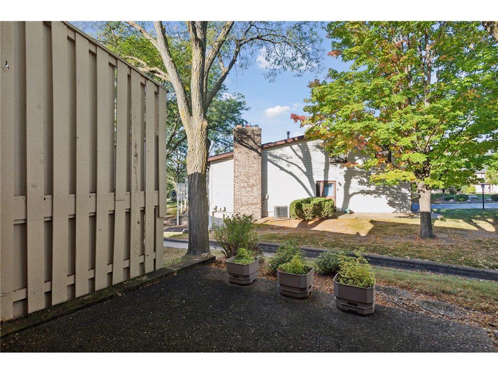 5469 Hyland Courts Drive Bloomington MN 55437 6801315 image36