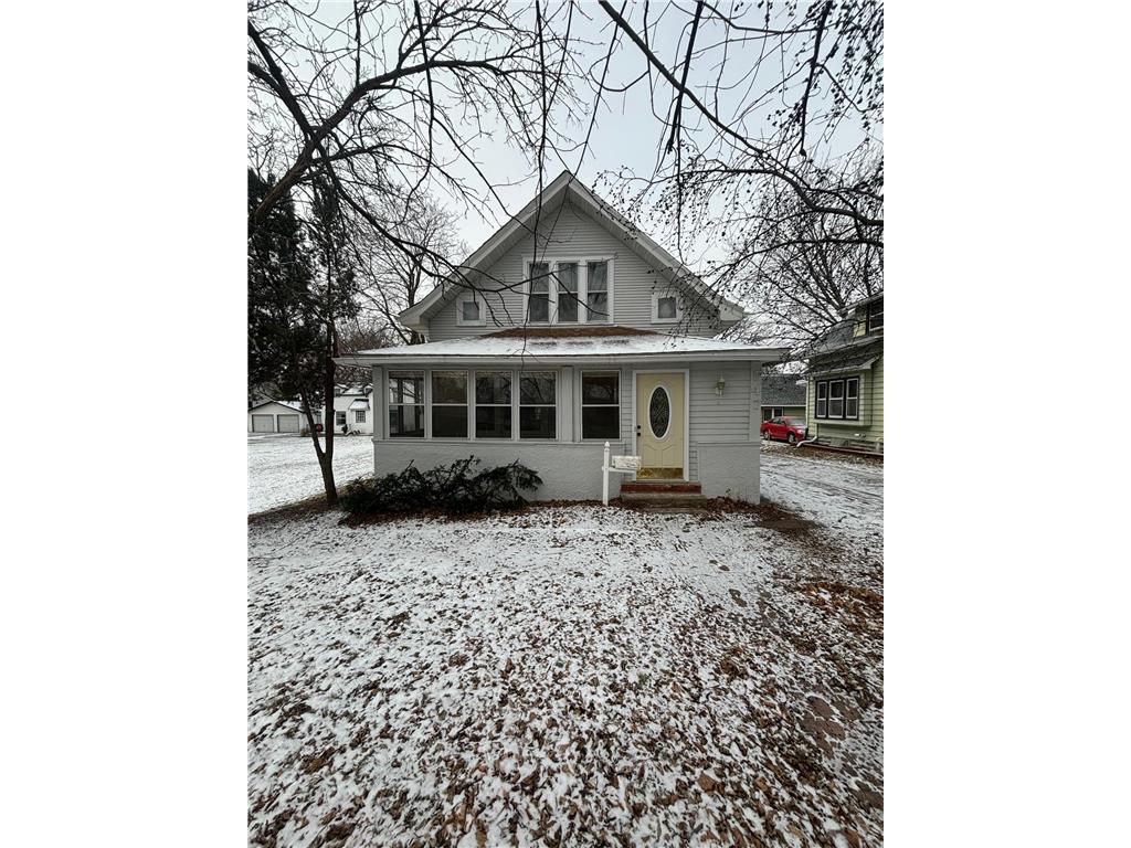 547 7th Street NW Willmar MN 56201 6637544 image1