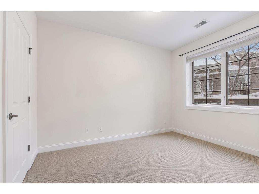 547 S 10th Street Minneapolis MN 55404 7016305 image34