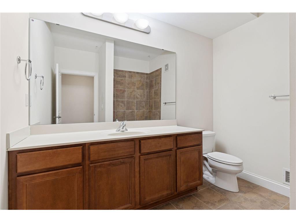 547 S 10th Street Minneapolis MN 55404 7016305 image38