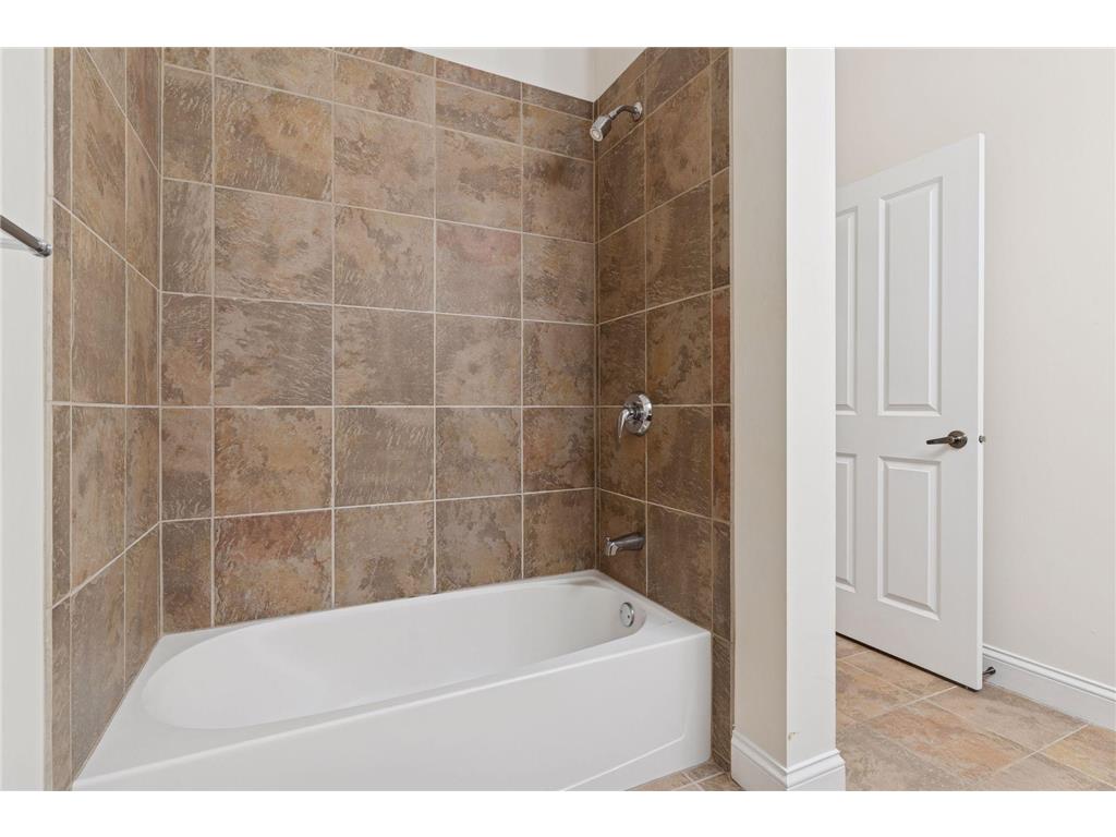 547 S 10th Street Minneapolis MN 55404 7016305 image39