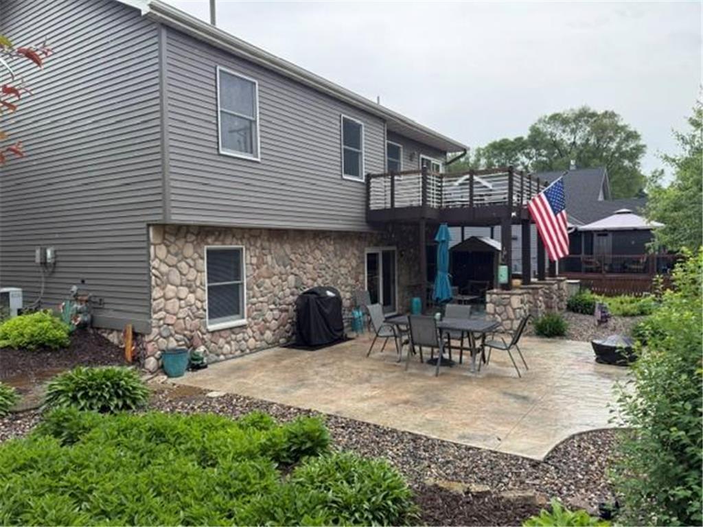 5471 Oakgreen Place N Oak Park Heights MN 55082 7087721 image4