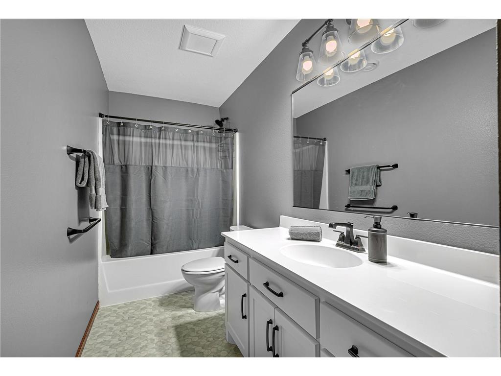 548 11th Avenue NE Melrose MN 56352 7057546 image20