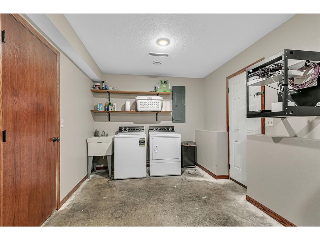 548 11th Avenue NE Melrose MN 56352 7057546 image25