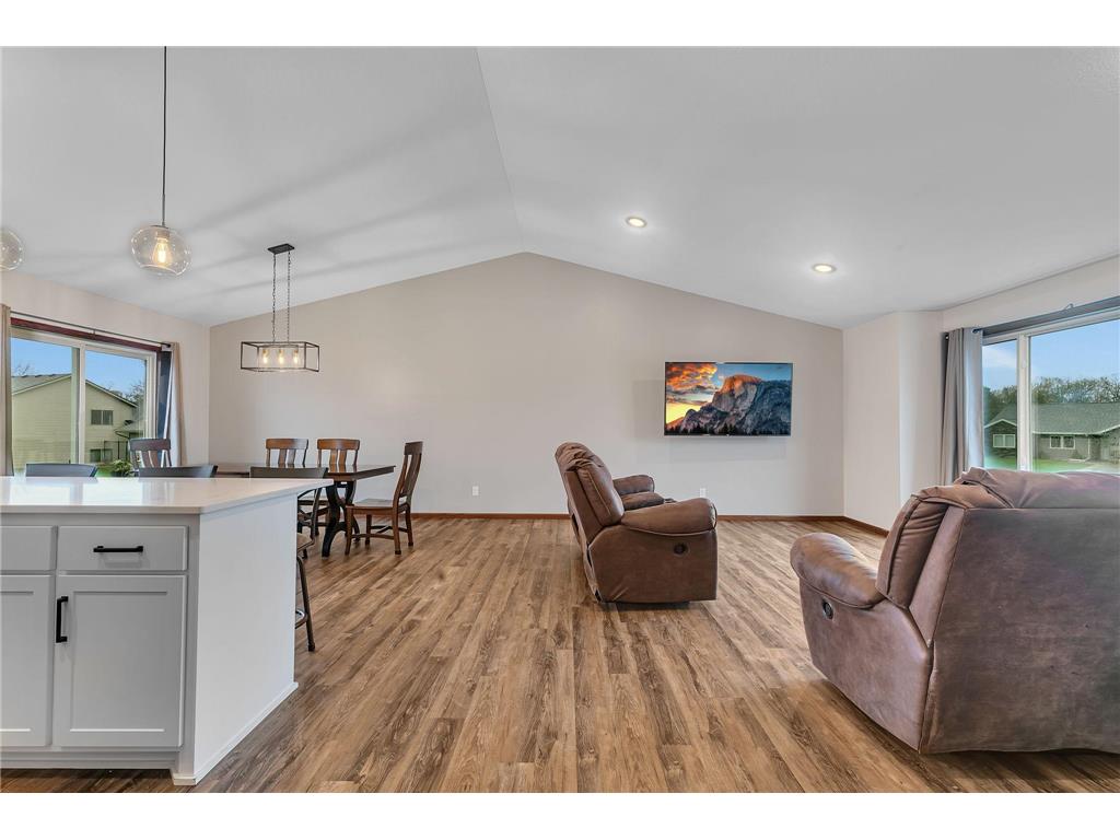 548 11th Avenue NE Melrose MN 56352 7057546 image4