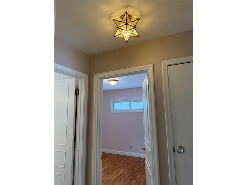 548 Doris Avenue Shoreview MN 55126 6824944 image22