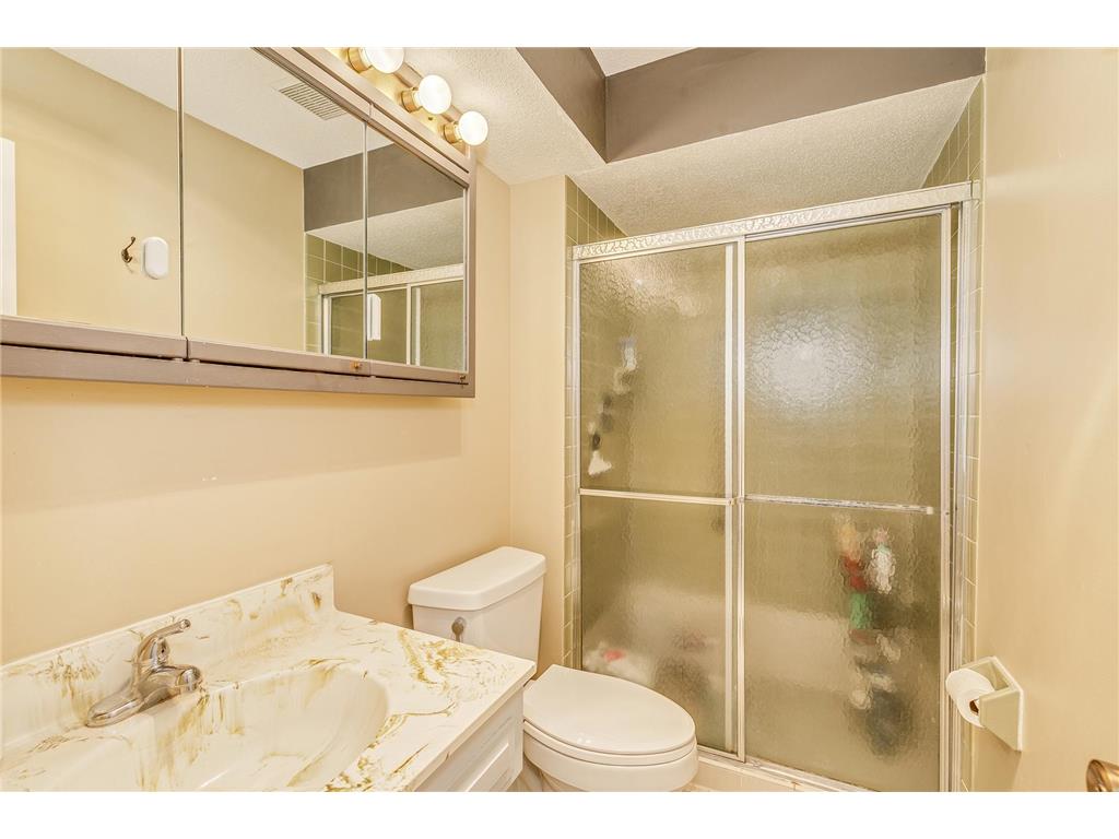 5481 Hyland Courts Drive Bloomington MN 55437 6796286 image13