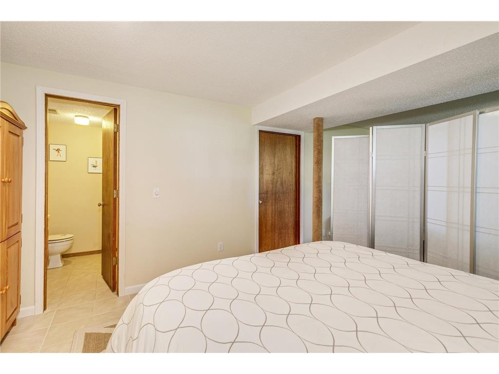 5481 Hyland Courts Drive Bloomington MN 55437 6796286 image19