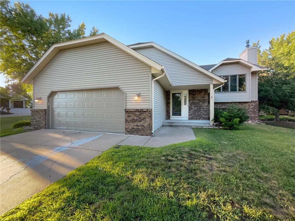 5486 Oakgreen Place N Oak Park Heights MN 55082 6418153 image1