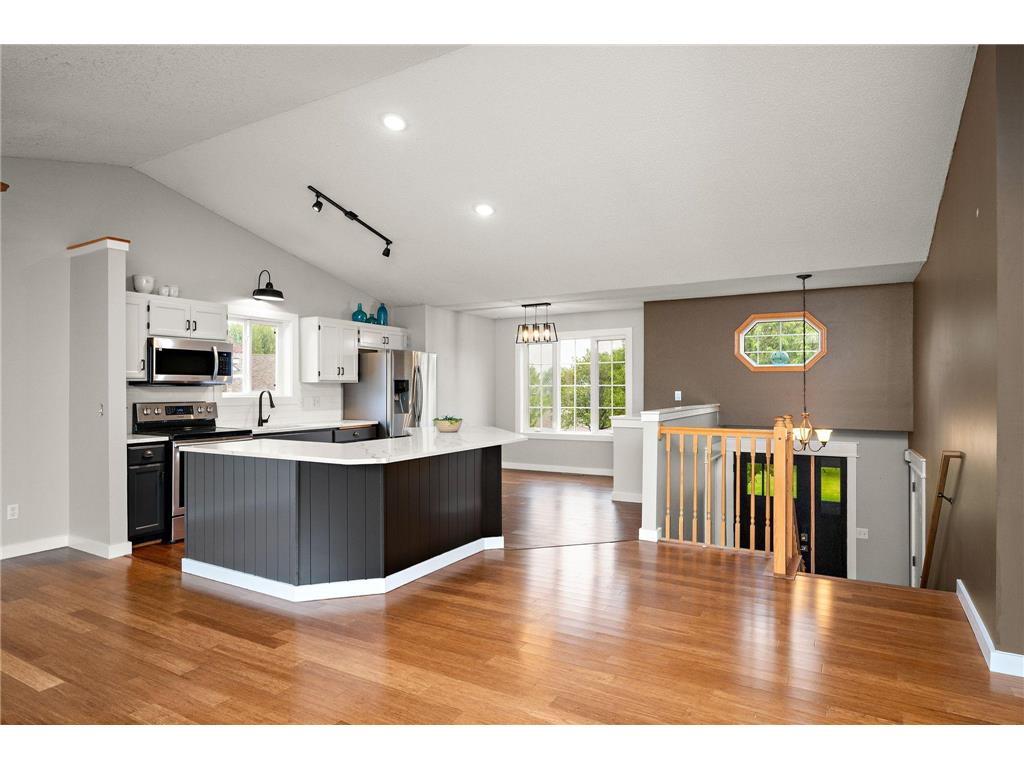 5487 Kahler Drive NE Albertville MN 55301 7071090 image10