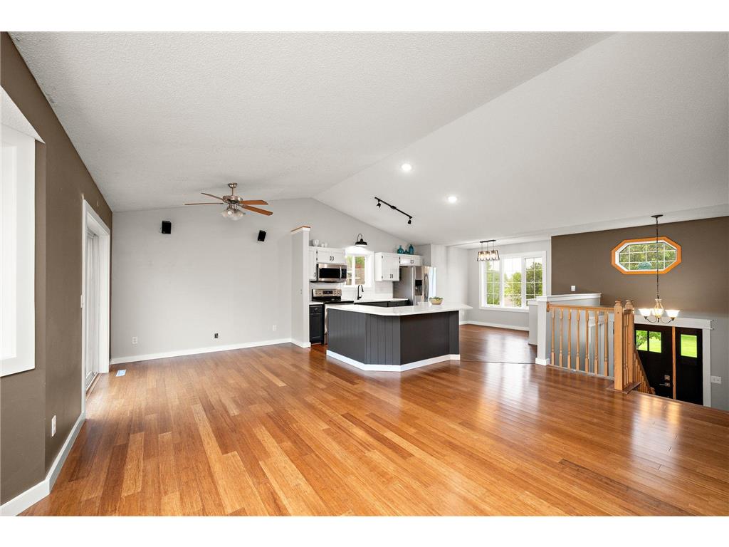5487 Kahler Drive NE Albertville MN 55301 7071090 image11