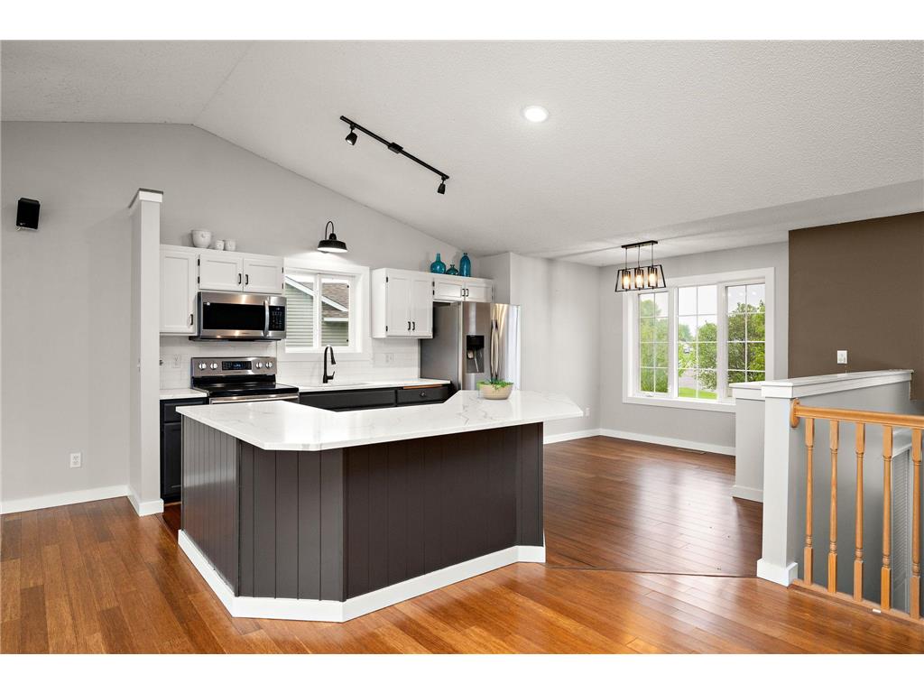 5487 Kahler Drive NE Albertville MN 55301 7071090 image12