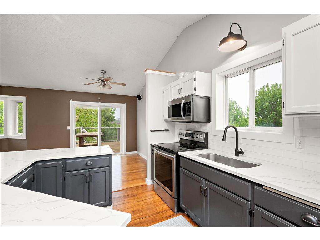 5487 Kahler Drive NE Albertville MN 55301 7071090 image16