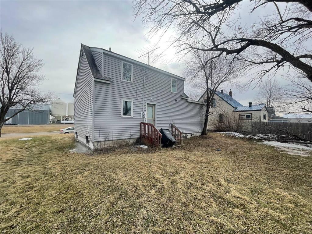 549 1st Avenue W Halstad MN 56548 7035817 image3