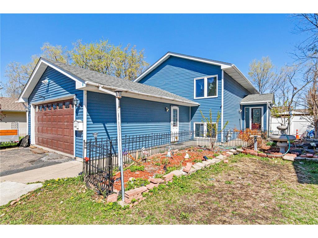 549 38th Avenue NE Columbia Heights MN 55421 6760579 image1