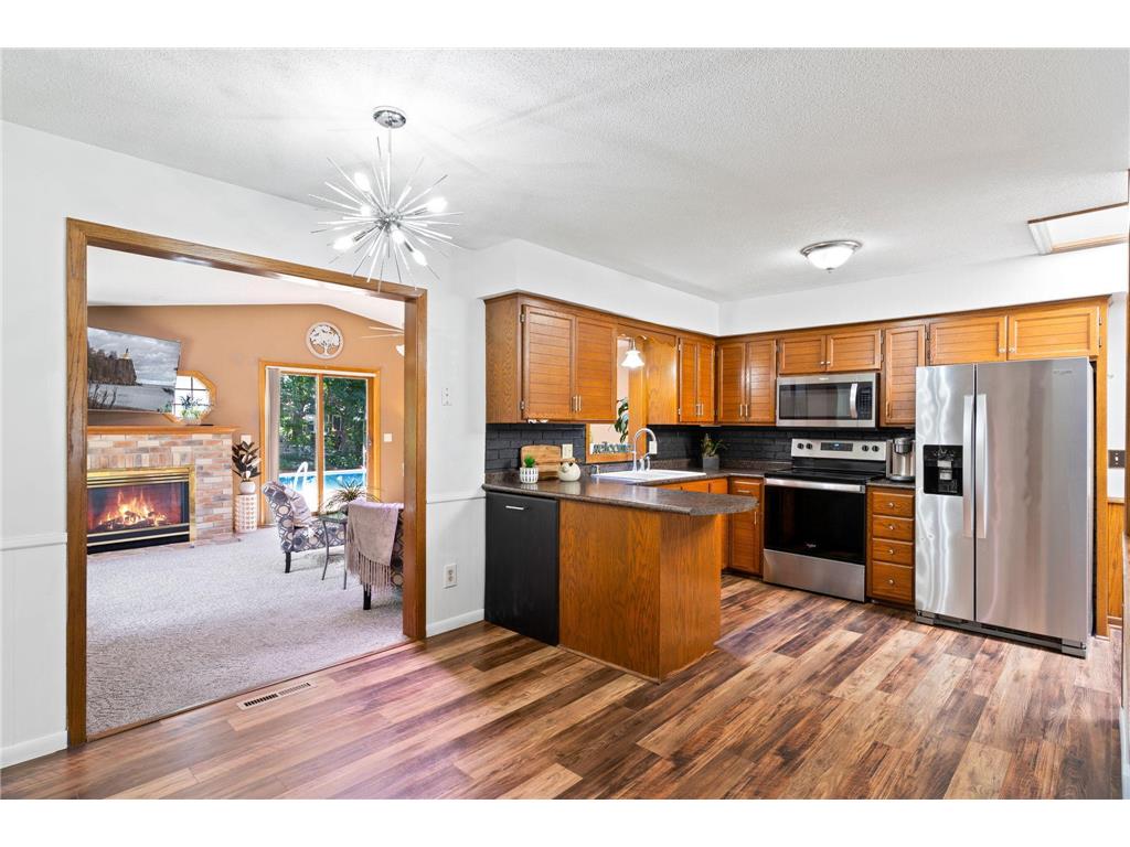 549 8th Street NW Elk River MN 55330 6405340 image1