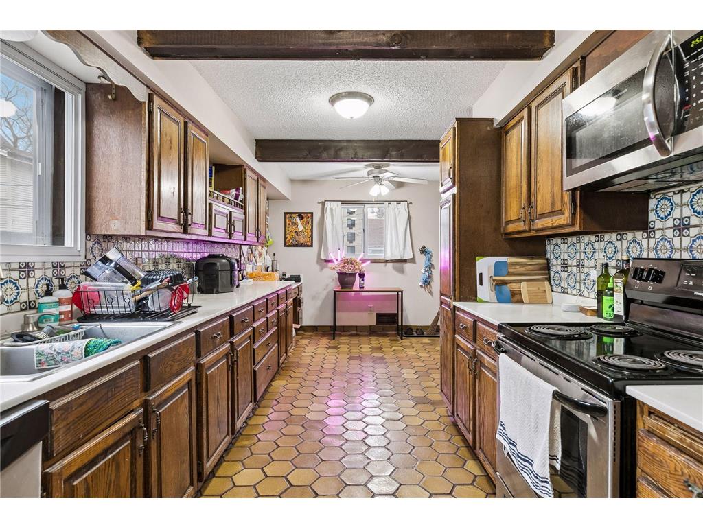 549 Asbury Street N Saint Paul MN 55104 7049440 image15