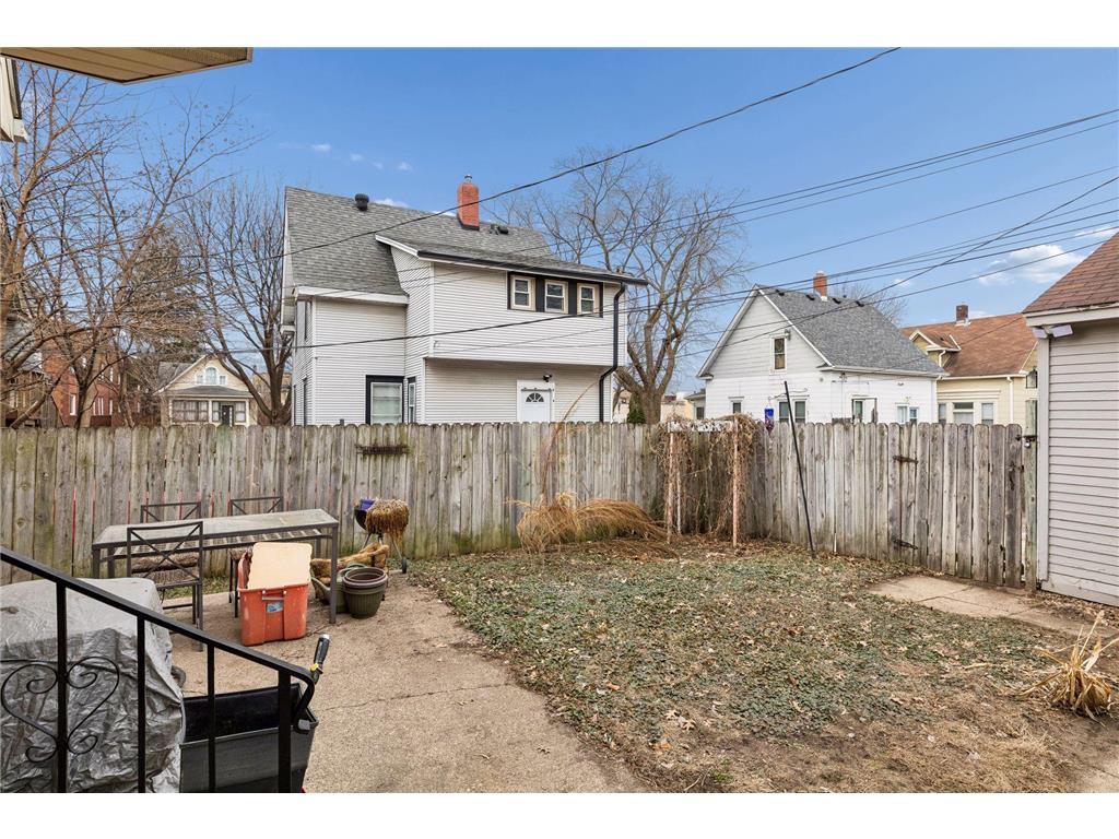 549 Asbury Street N Saint Paul MN 55104 7049440 image28
