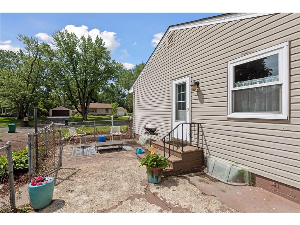 549 Doris Avenue Shoreview MN 55126 7045878 image24