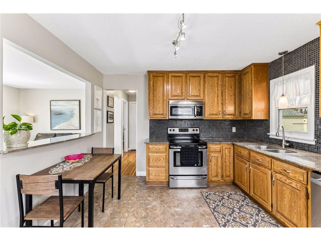 549 Doris Avenue Shoreview MN 55126 7045878 image6