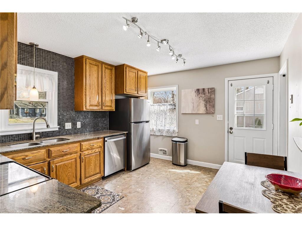 549 Doris Avenue Shoreview MN 55126 7045878 image8