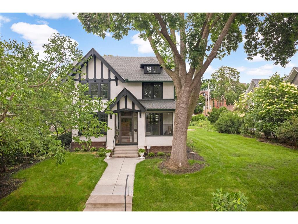549 Holly Avenue Saint Paul MN 55102 6557504 image1