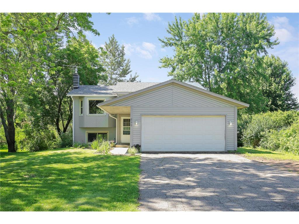 549 Saxony Court Chaska MN 55318 6743696 image1