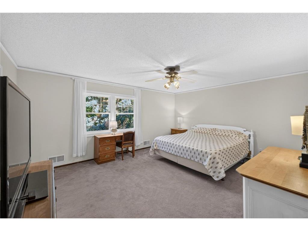 5493 Saint Mary Drive NW Rochester MN 55901 7088172 image34
