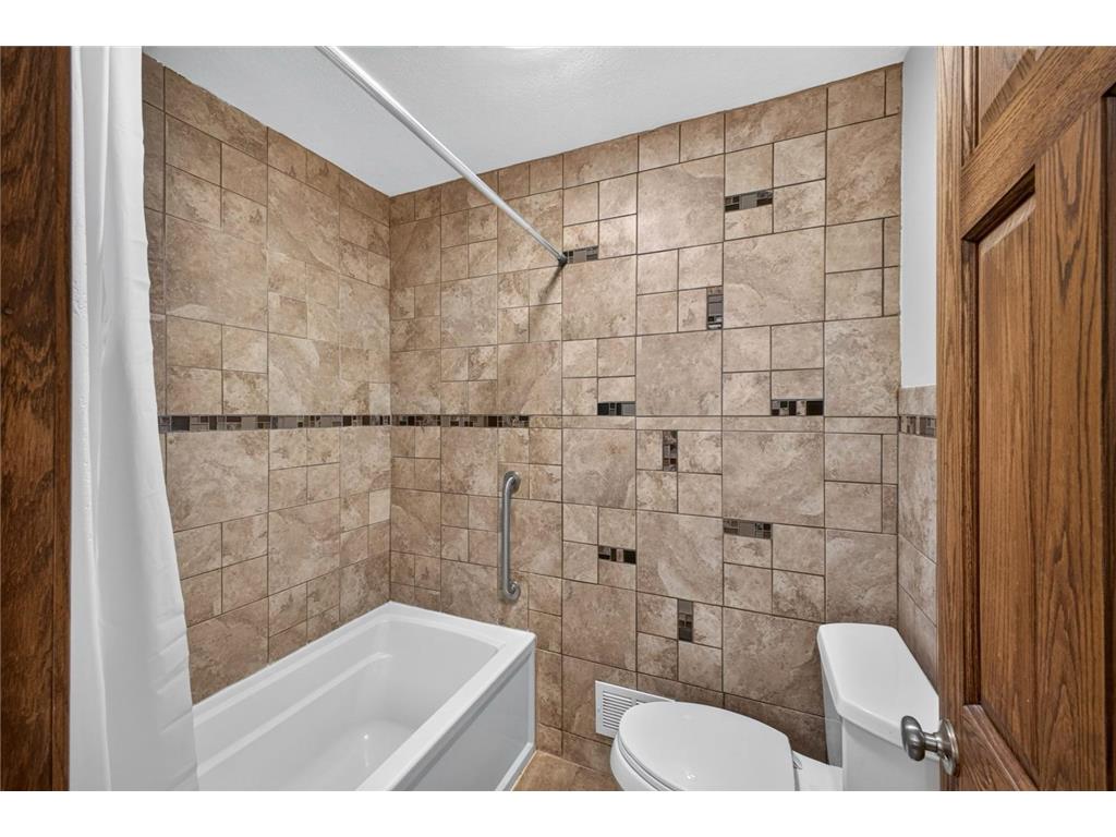 5493 Saint Mary Drive NW Rochester MN 55901 7088172 image41