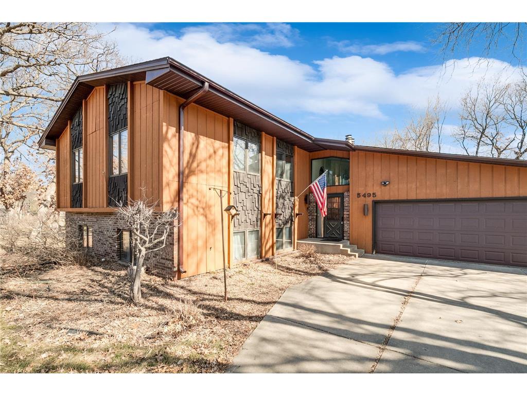 5495 W Danube Road Fridley MN 55432 6517244 image1