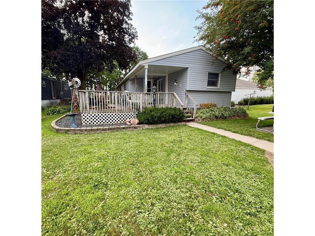 55 5th Avenue NW Elgin MN 55932 6768499 image1